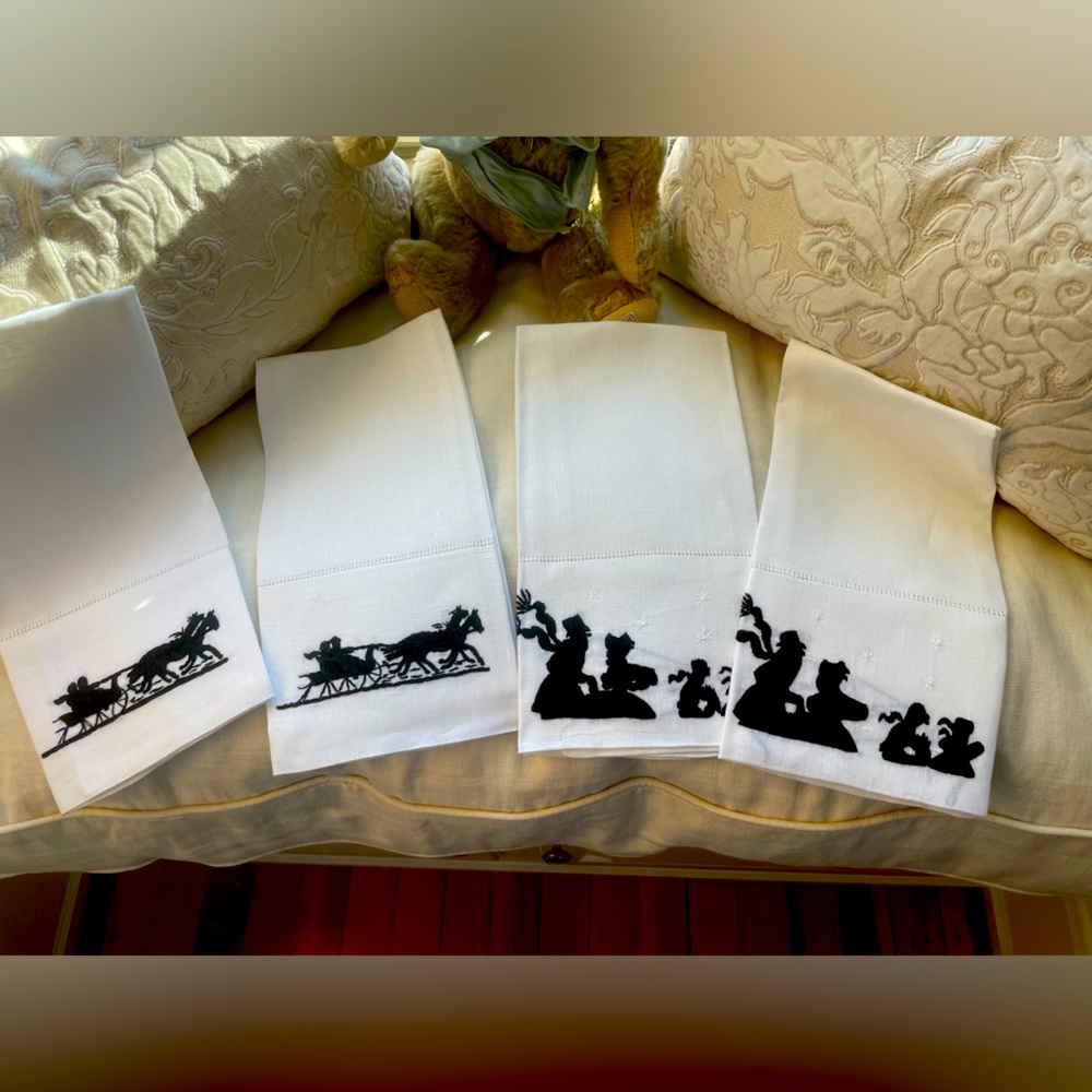 4 embroidered hand towels